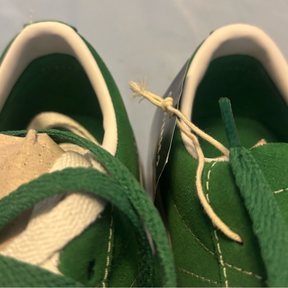 Converse One Star Pro Geeen Gold Shoes Sneakers - A06645C
NWT W:7.5 M:6 - Picture 7 of 15